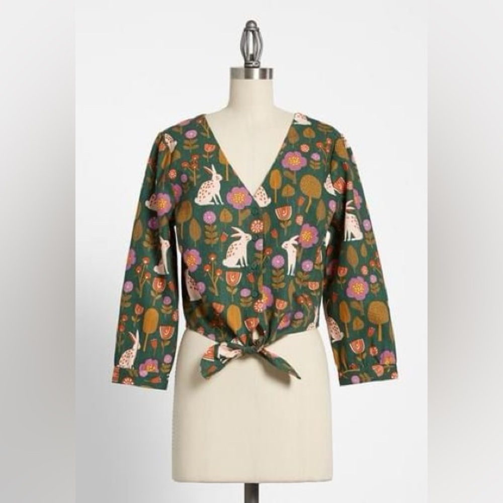 ModCloth x Princess Highway Cropped Bunny Print Shirt